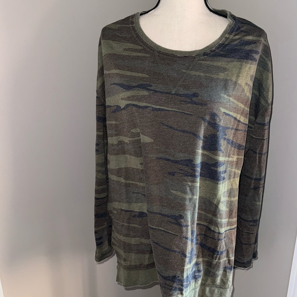 Z Supply tee